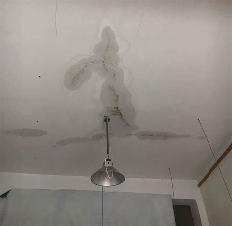 天花板 漏水 原因
